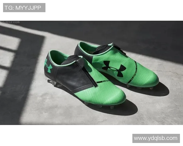 足球球星专属战靴大盘点 揭秘顶级球员为何偏爱这些鞋款